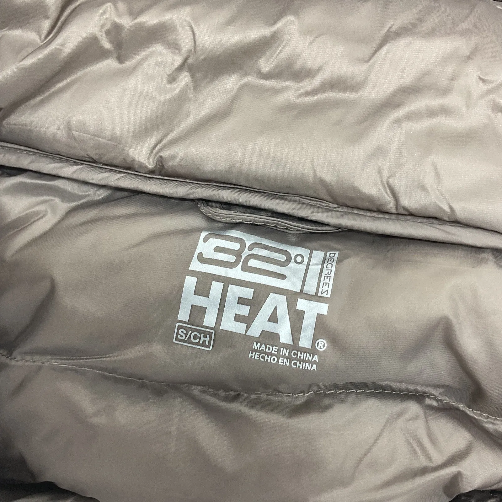 32 Degrees Heat Women's Hooded Down Fill Full Zip Small Gray Quilted Nylon Vest