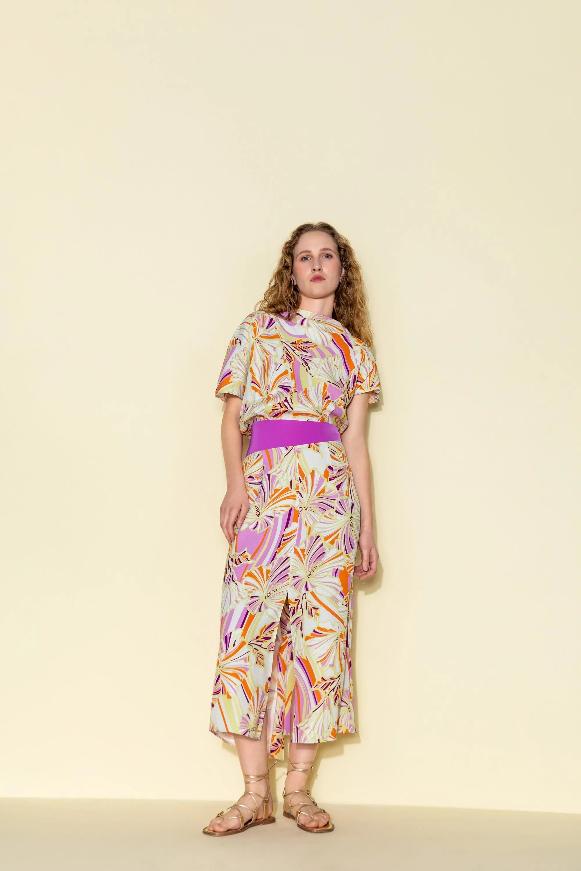 Floral Patterned Backless Long Dress Molded Multicolor