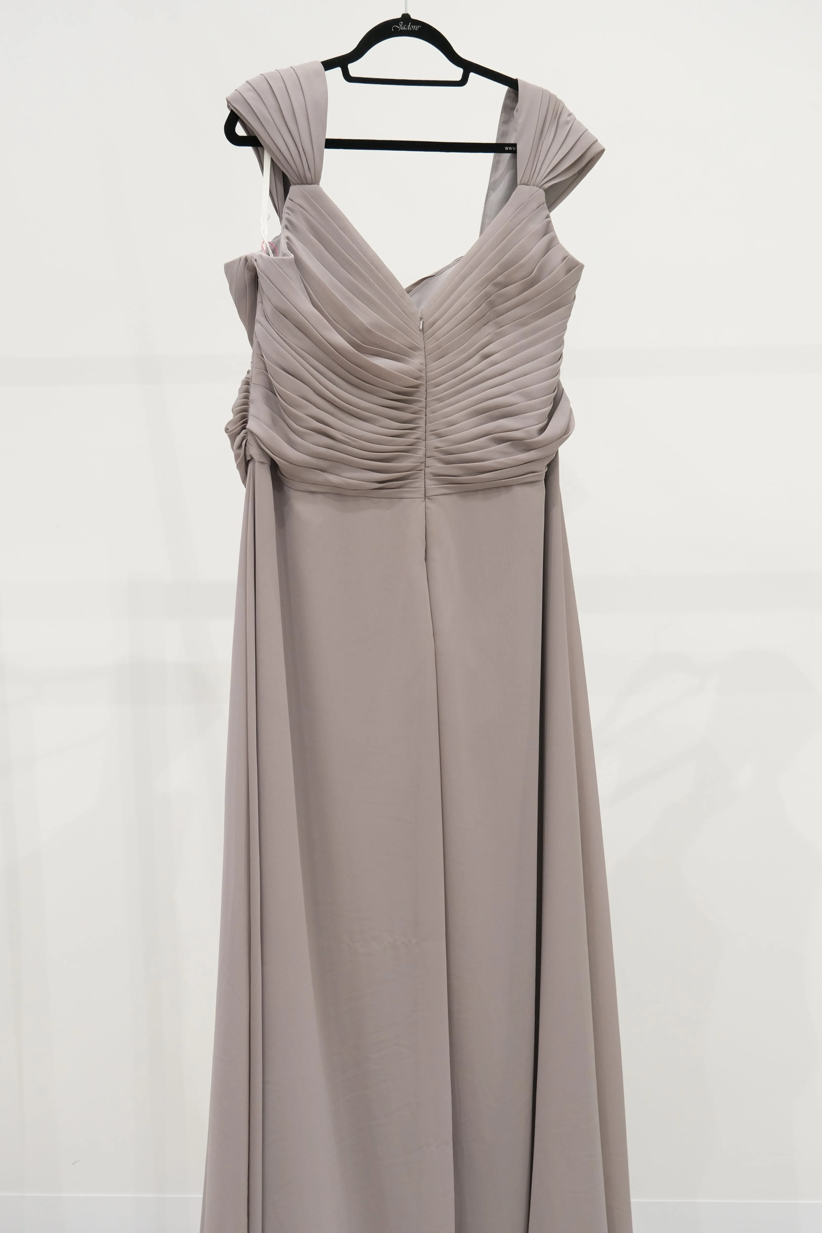 Grey Chiffon Dress with Cap sleeves, Size 22