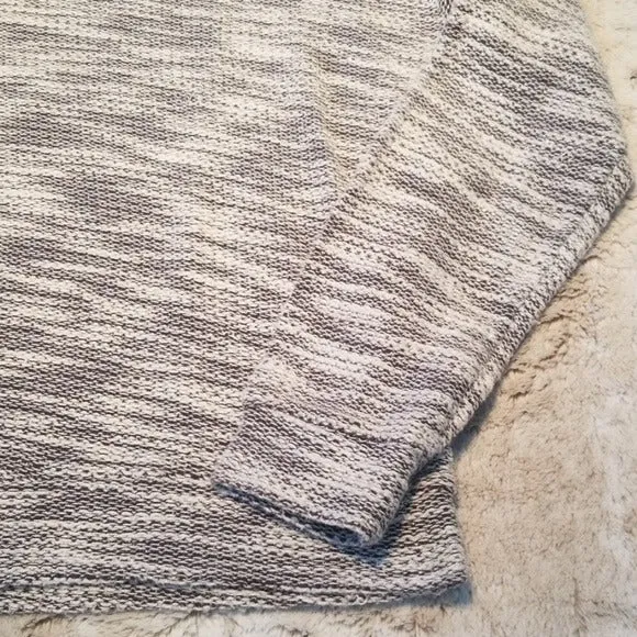 Hollister Cropped Lightweight Sweatshirt Size S