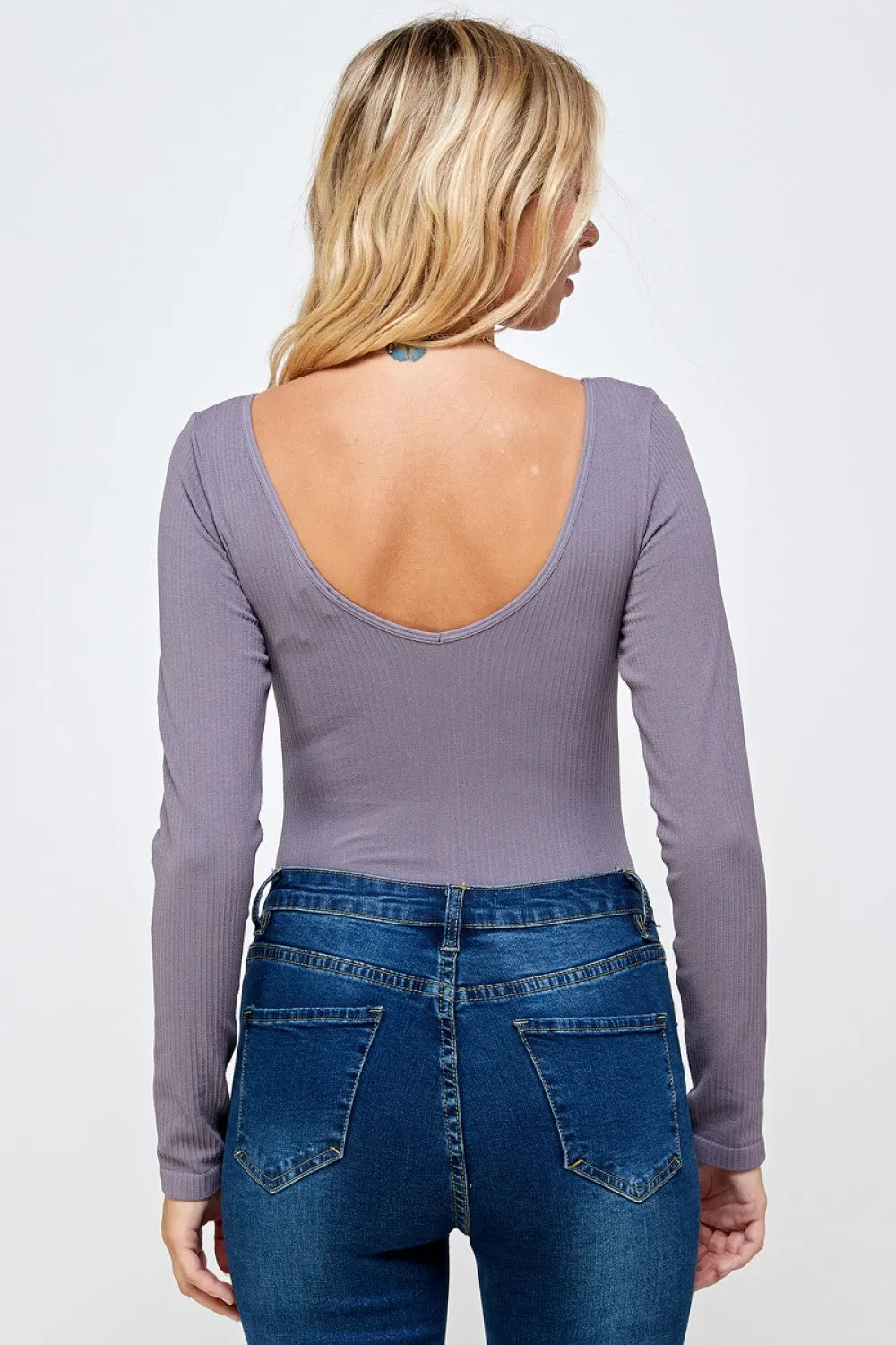 SEAMLESS V-NECK LOW BACK LONG SLEEVE BODYSUITS