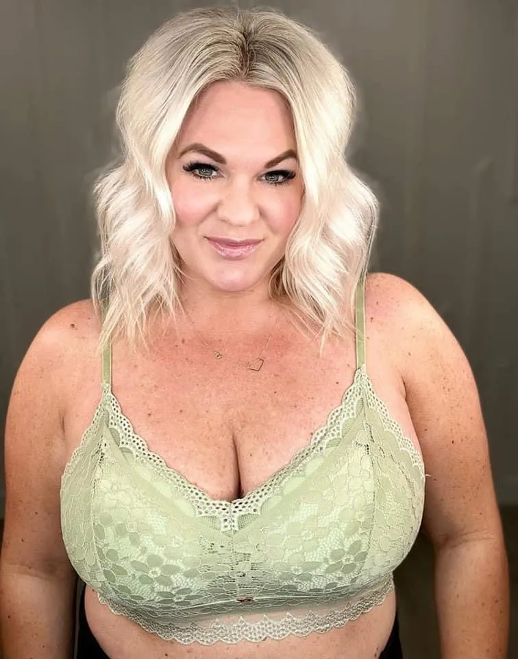 Sydney lace bralette